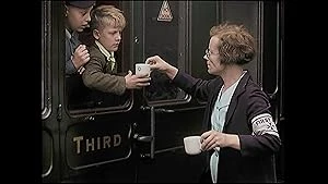 Thirties in Colour: Countdown to War